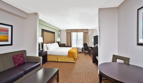 Suite, 1 King-Bett und Schlafsofa