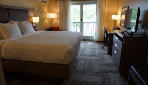 Executive Room, 1 King Bed, Balcony Not Ocean View