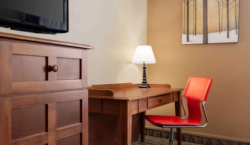 Zimmer, 1 Queen-Bett, Nichtraucher (Stair Access Only, Pet-friendly)