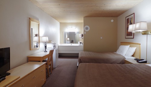 Zimmer, 2 Queen-Betten, Nichtraucher