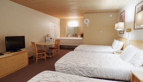Zimmer, Mehrere Betten, Nichtraucher (3 Double Beds)