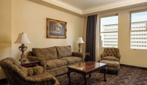 Junior-Suite, 1 King-Bett und Schlafsofa, Eckzimmer