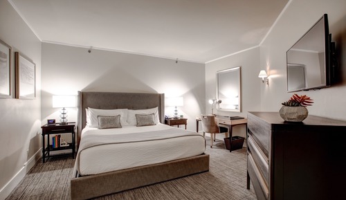 Junior-Suite, 1 King-Bett, Blick auf den Jachthafen