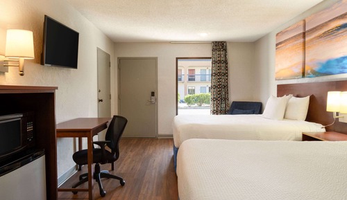 Zimmer, 2 Queen-Betten, Nichtraucher