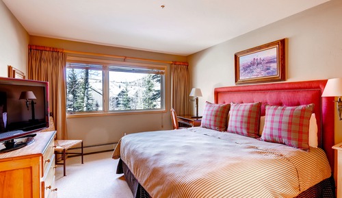 Stadtwohnung, 3 Schlafzimmer (plus Den)