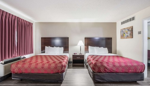 Standardzimmer, 2 Queen-Betten, Nichtraucher, Erdgeschoss