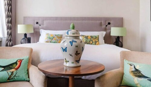 Deluxe-Doppelzimmer, 1 King-Bett, mit Bad, Stadtblick