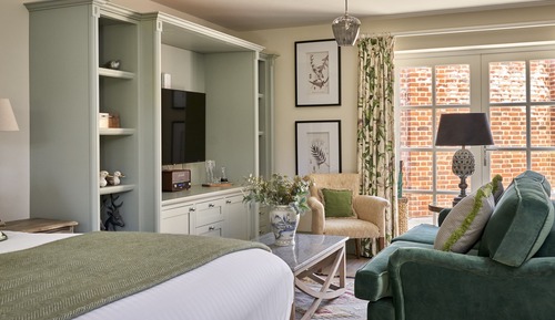 Zimmer (Courtyard Retreat)