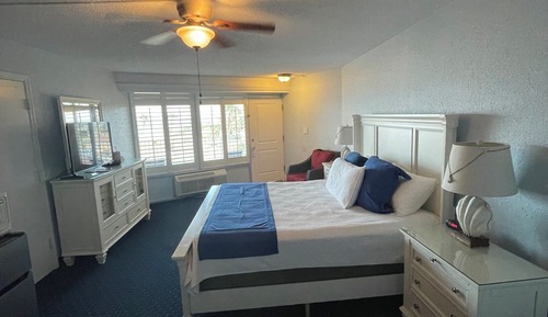 Standardzimmer, 1 King-Bett, Meerblick