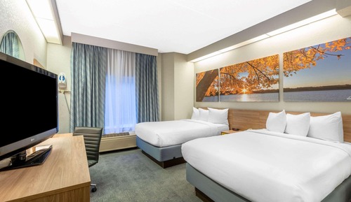 Zimmer, 2 Queen-Betten, Nichtraucher (Newly Remodeled)