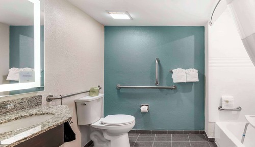 Zimmer, 1 King-Bett, barrierefrei, Nichtraucher