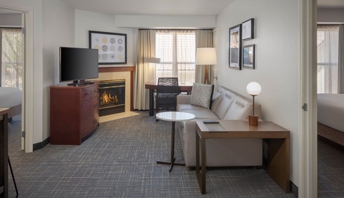 Suite, 1 Schlafzimmer (Mobility/Hearing Accessible, Tub)