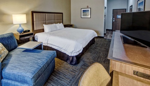 Zimmer, 1 King-Bett, barrierefrei, Nichtraucher (Roll-in Shower)