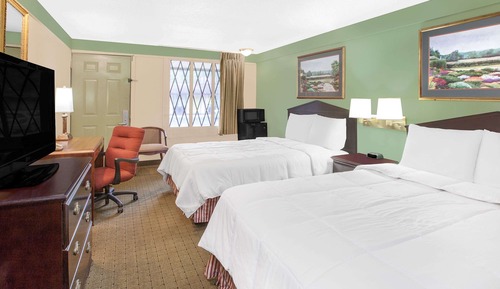 Zimmer, 2 Doppelbetten