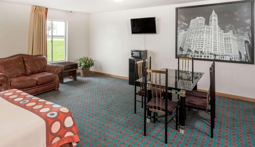 Suite, 1 Queen-Bett, Nichtraucher, Mikrowelle (Mini Refrigerator)