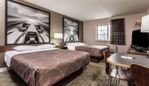 Basic-Zimmer, 2 Queen-Betten