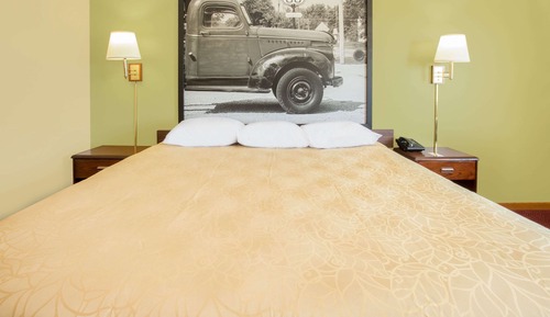 Suite, 1 King-Bett
