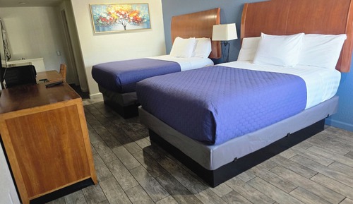 Doppelzimmer, 2 Queen-Betten