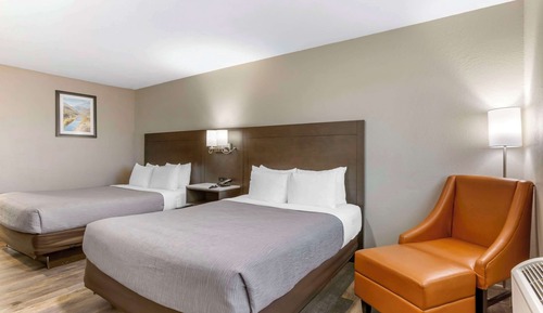 Zimmer, 2 Queen-Betten, barrierefrei, Nichtraucher (Roll-In Shower)