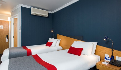 Standardzimmer, 2 Einzelbetten (with Free Hot Breakfast)