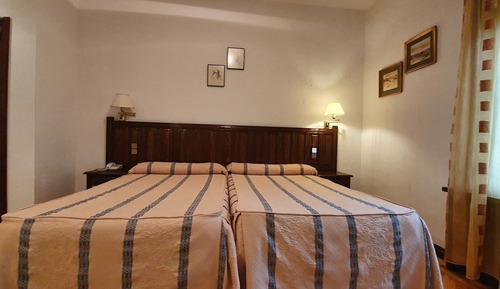 Basic-Zweibettzimmer