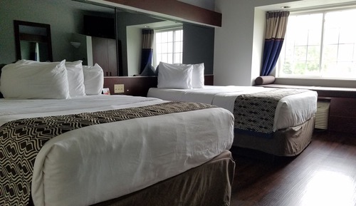 Zimmer, 2 Queen-Betten, barrierefrei, Nichtraucher