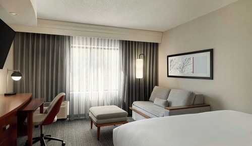 Zimmer, 1 King-Bett und Schlafsofa