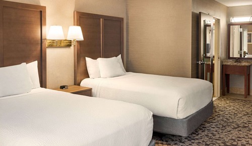 Zimmer, 2 Doppelbetten, barrierefrei, Nichtraucher (Mobility)