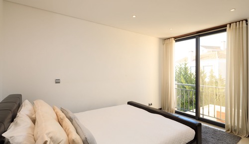 Deluxe-Stadtwohnung, 3 Schlafzimmer, eigener Pool