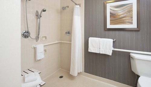 Zimmer, 1 King-Bett (Mobility/Hearing Access, Roll-In Shwr)