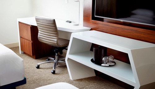Zimmer, 2 Queen-Betten (Mobility/Hearing Access, Roll-In Shwr)
