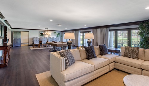 Presidential-Suite, 1 King-Bett