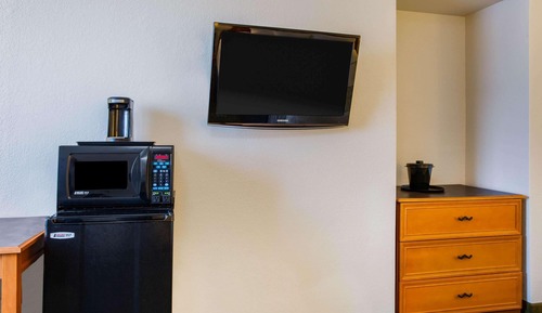 Room, 1 King Bed, Accessible, Bathtub