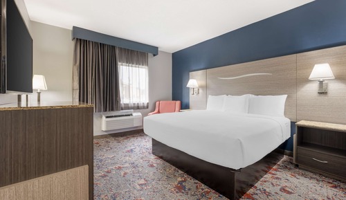 Standardzimmer, 1 King-Bett, Nichtraucher, Kühlschrank und Mikrowelle