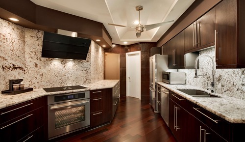 Presidential-Suite, 2 Schlafzimmer (1 king and 2 queen beds)