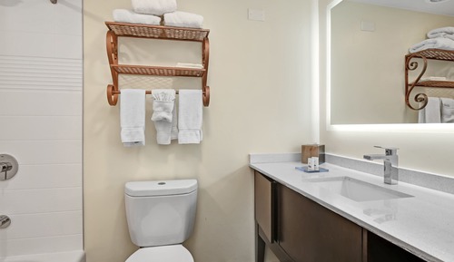 Zimmer, 2 Queen-Betten, barrierearm (Communications, Roll-In Shower)