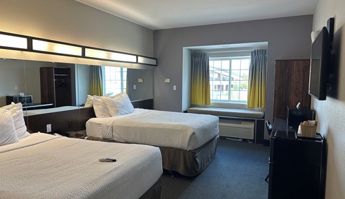 Standardzimmer, 2 Queen-Betten, Nichtraucher (Mobility Accessible)