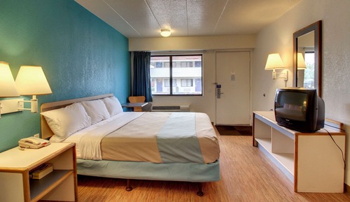 Standardzimmer, 1 Queen-Bett, Nichtraucher