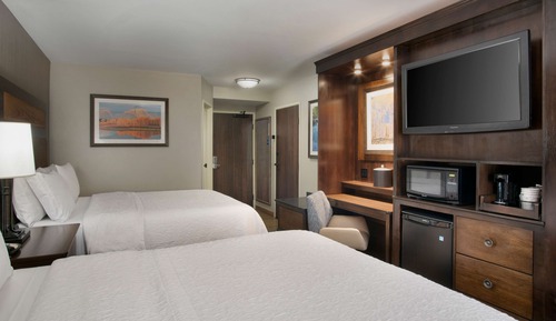 Zimmer, 2 Queen-Betten, Nichtraucher