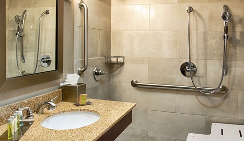 Zimmer, 1 King-Bett, barrierefrei, Nichtraucher (Roll-in Shower)