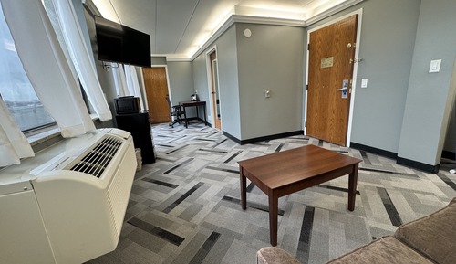 Suite, 1 King-Bett, Nichtraucher, Kühlschrank und Mikrowelle (Walk-in Shower)