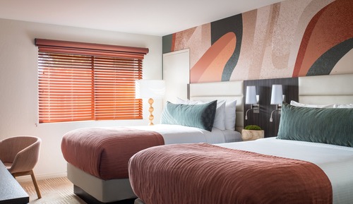 Zimmer, 2 Doppelbetten