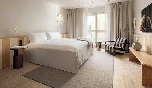 Club-Suite, 1 King-Bett, Blick auf den Innenhof