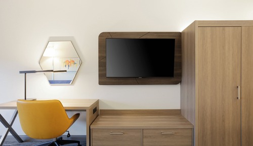 Suite, 1 King-Bett, barrierearm (Accessible Tub)