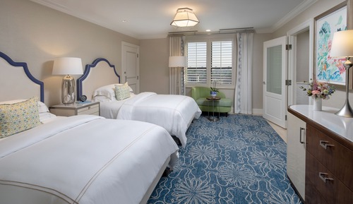 Zimmer, 2 Doppelbetten, barrierefrei, Blick auf die Anlage