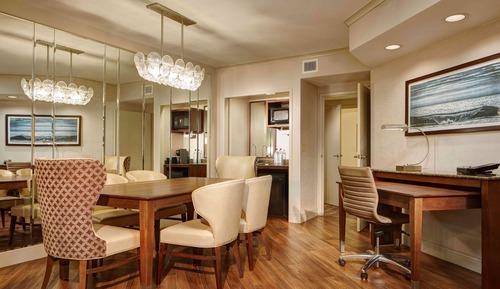 Presidential-Suite, 2 Schlafzimmer (2 Bathrooms and 2 King Beds)