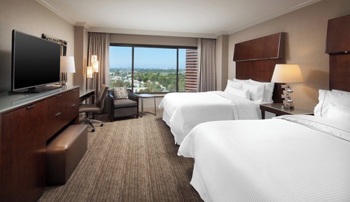 Zimmer, 2 Queen-Betten, Parkblick