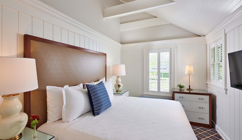 Captain's Cottage 2 Bedroom Deluxe Suite