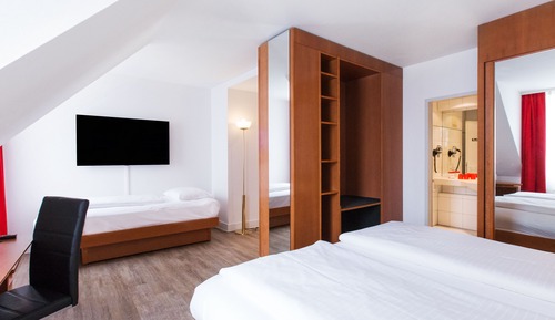 Standard-Doppel- oder -Zweibettzimmer