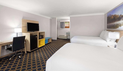 Zimmer, 2 Doppelbetten, Nichtraucher